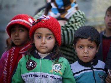 Syrian refugee children who crossed into Jordanian territory with their families, January 14, 2016