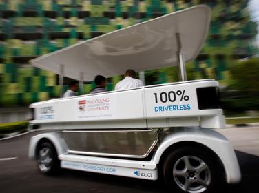 A driverless electric vehicle at the Nanyang Technological University in Singapore 